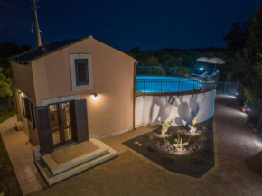 Villa Tatai Country House by Dimore Trinacria